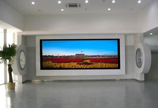 P7.62室內(nèi)全彩LED顯示屏